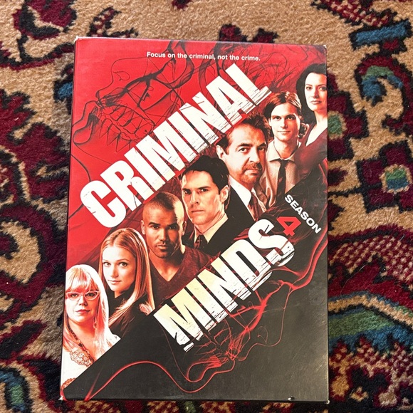 Criminal Minds Season 4 DVD box set - Picture 1 of 5